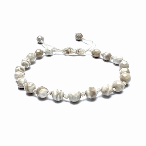 Bransoletka z krzemienia pasiastego.